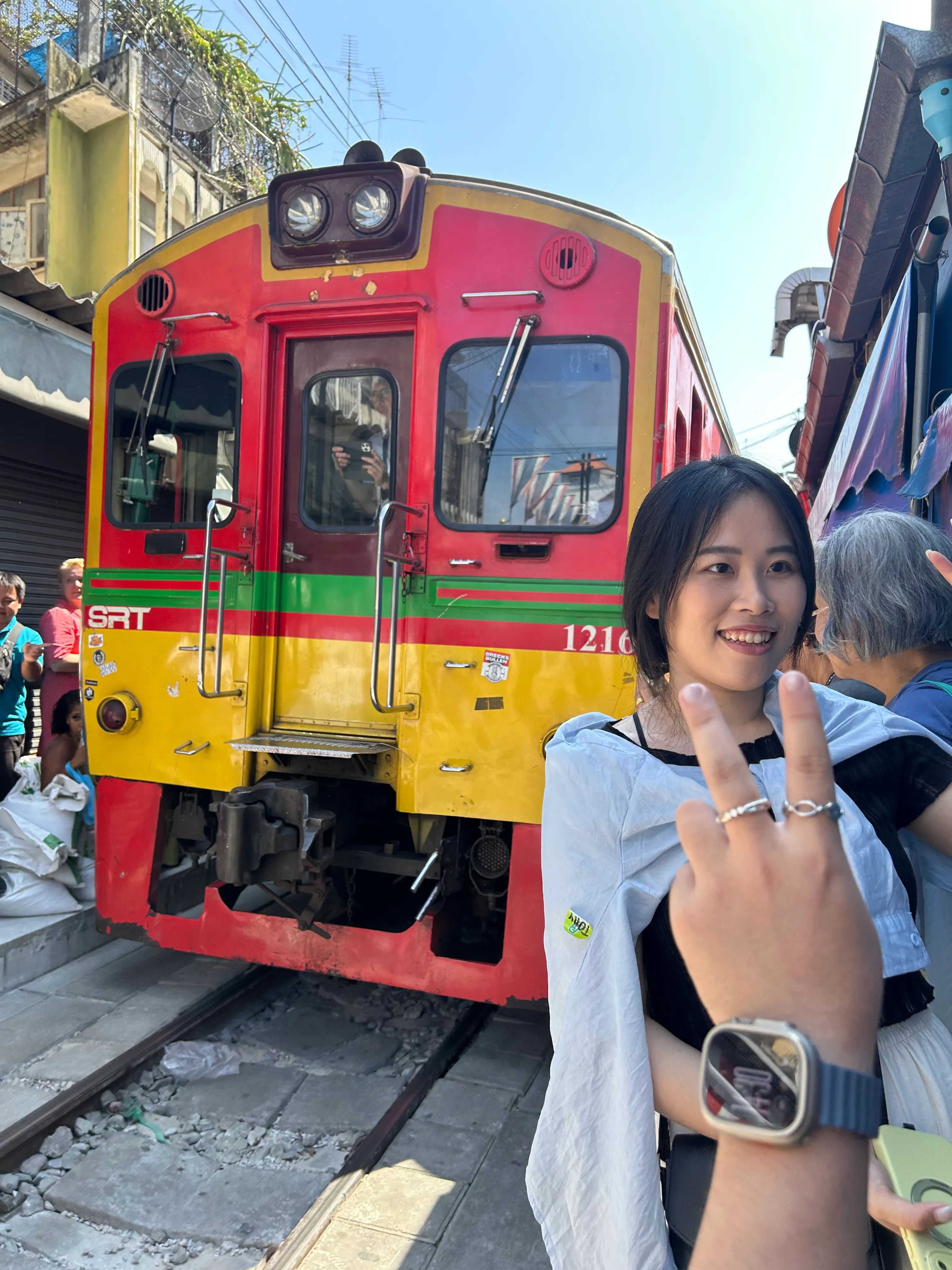 メークロン線路市場の電車